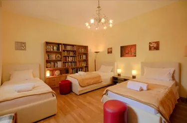 Foto e Shtëpi me qera Pazari i Ri, Tiranë