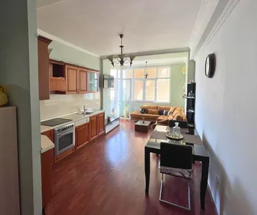 Foto av Lägenhet till uthyrning Bllok, Tiranë