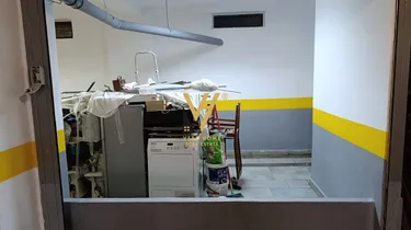 Fotografie garage na prodej Komuna e Parisit, Tiranë