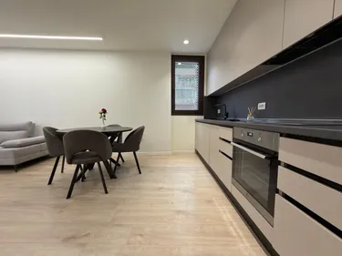 Fotografie Byt k pronájmu Qender, Tiranë