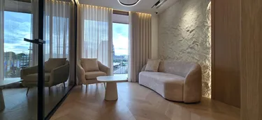 Foto e Zyrë me qera Komuna e Parisit, Tiranë