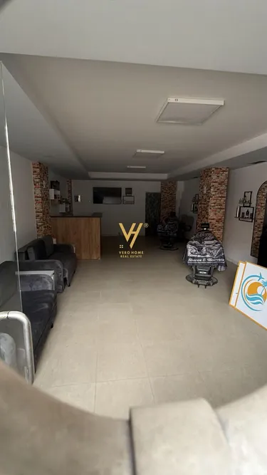 Foto av shop till uthyrning Rruga Muhamet Gjollesha, Tiranë