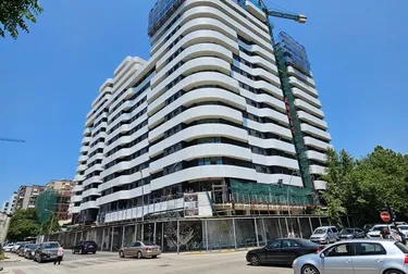 Foto di Appartamento in vendita 21 Dhjetori, Rruga e Kavajës, Tiranë