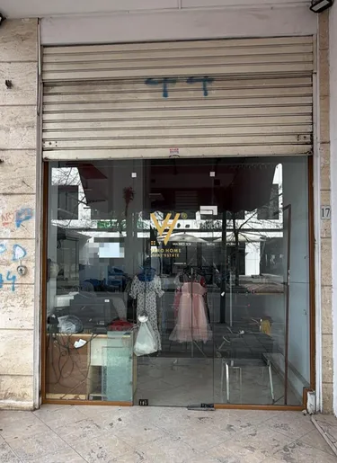 Фото shop в аренду Square 21, Tiranë