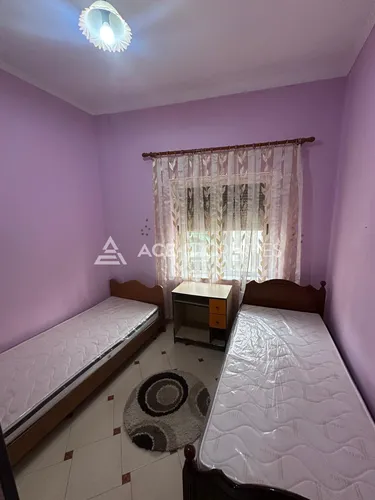 Qendër - photos