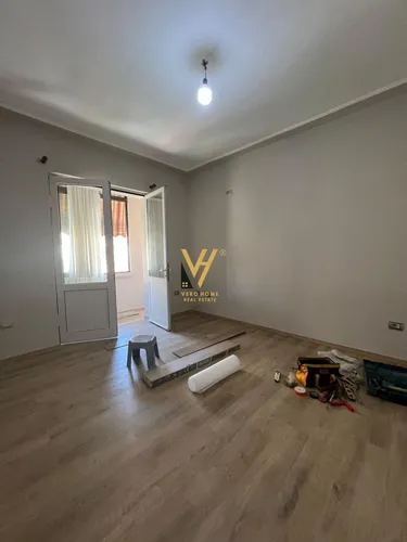 Foto von Wohnung zum verkauf 21 Dhjetori, Tiranë