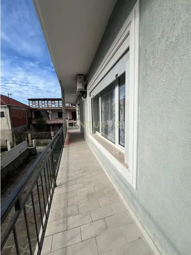 Fotografie Byt k pronájmu Stadiumi, Durrës