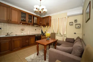 Foto von Wohnung zur miete Rruga Fortuzi, Tiranë