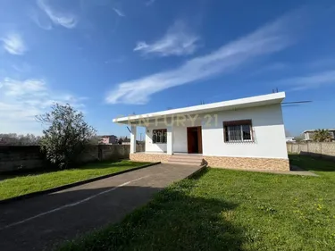 Foto von house zum verkauf Shijak, Qender, Durrës