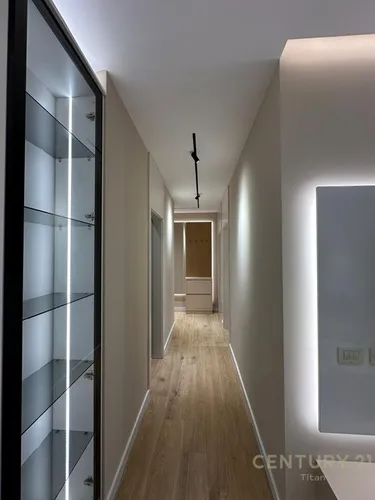 Foto di Appartamento in vendita Golden Tower Residence, Tiranë