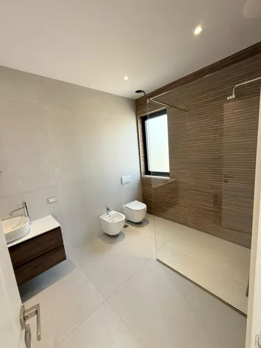 Foto e Vilë në shitje Teg, Mjull Bathore, Tiranë