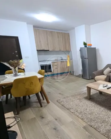 Foto e Apartment me qera Ujesjellesi, Pranë Stacionit të Trenit, Durrës