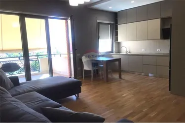 Zdjęcie Mieszkanie do wynajęcia Kompleksi Delijorgji, Tiranë