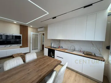 Фото Квартира в аренду Qendra Qytetit, Lagja Nr 5, Durrës