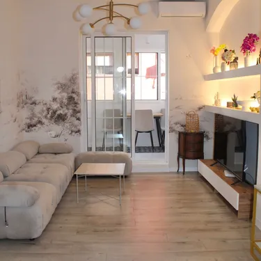 Zdjęcie Mieszkanie do wynajęcia Pallatet Agimi, Blloku, Tiranë