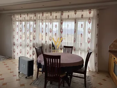 Fotografie Byt k pronájmu Rruga Komuna e Parisit, Tiranë