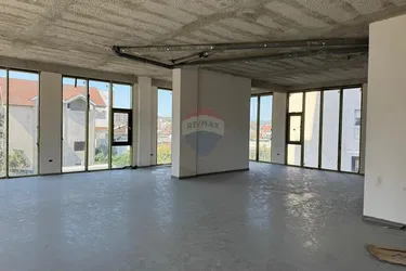 Zdjęcie shop do wynajęcia Zogu i Zi, Rruga Dritan Hoxha, Tiranë