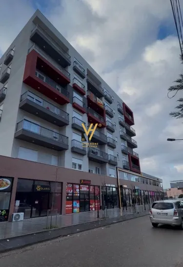 Foto e Dyqan në shitje Kamëz, Tiranë