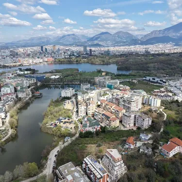 Foto av Lägenhet till salu Rruga Liqeni i Thatë, Tiranë