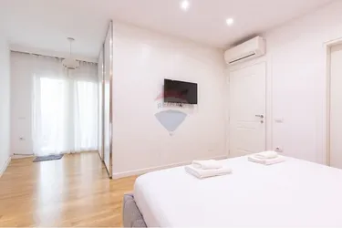 Foto di Appartamento in vendita Zogu i Zi, Tiranë
