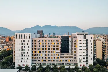 Fotografie Byt na prodej Square 21, Tiranë