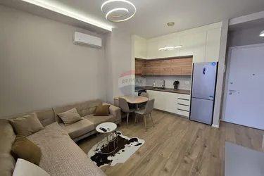 Fotografie Byt k pronájmu Rruga Siri Kodra, Tiranë
