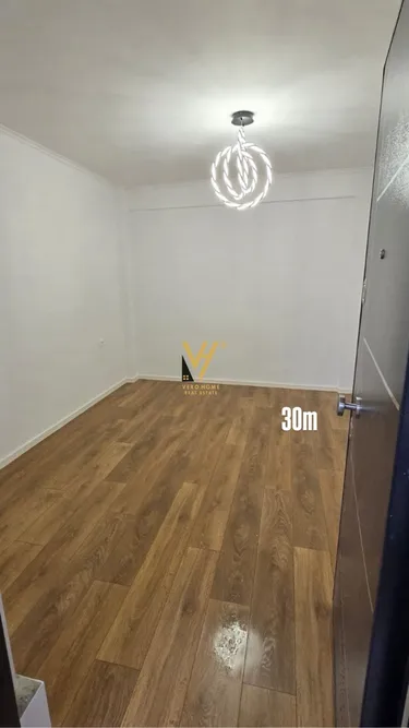 Foto di studio in vendita Rruga Sulejman Delvina, Tiranë