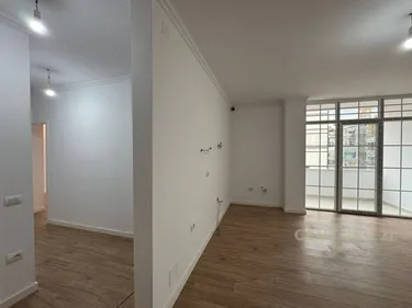 Zdjęcie Mieszkanie na sprzedaż Rruga e Boganeve, Tiranë