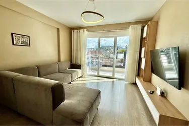 Foto von Wohnung zum verkauf Liqeni i Thatë, Tiranë