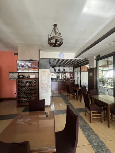 Foto e Bar and Restaurants në shitje Ujësjellësi, Durrës