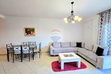 Fotografie Byt k pronájmu Restorant Fresku, Tiranë