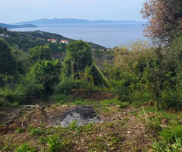 Zdjęcie land na sprzedaż Lukovë, Sarandë