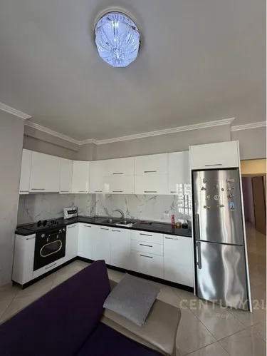 Foto di Appartamento in affitto Qendër, Durrës