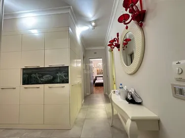 Zdjęcie Mieszkanie na sprzedaż Komuna e Parisit, Qendra Kristal, Tiranë