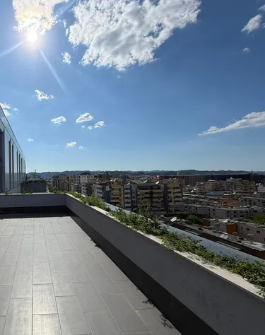 Fotografie penthouse k pronájmu Kompleksi Square 21, Rruga e Kavajës, Tiranë