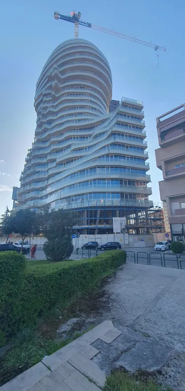 Foto av Lägenhet till salu Sheshi Skënderbej, Tiranë