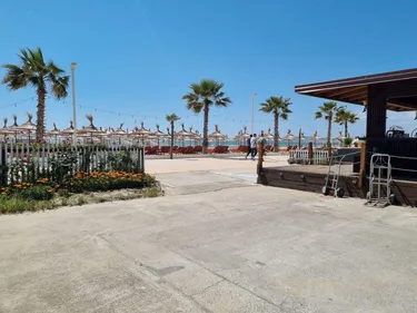 Фото hotel на продажу Shkëmbi i Kavajës, Durrës