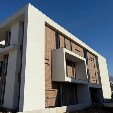 Фото Квартира на продажу Qendra Tregtare Teg, Tiranë