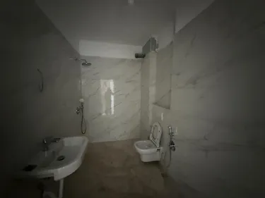 Фото Квартира на продажу Pazari i Ri, Tiranë