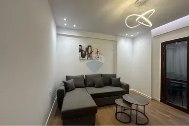 Фото Квартира на продажу Rruga Komuna e Parisit, Tiranë
