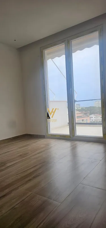 Фото Квартира на продажу Mali i Robit, Durrës