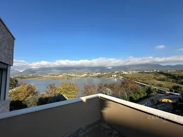 Zdjęcie vila na sprzedaż Farkë, Swan Lake Residence, Tiranë