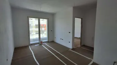 Zdjęcie Mieszkanie na sprzedaż Univers City, Tiranë
