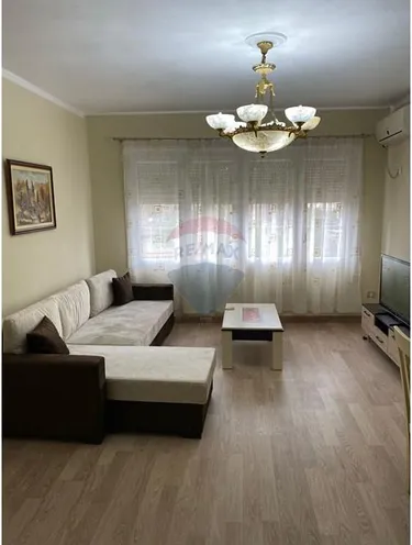 Foto di Appartamento in vendita Blloku i Ambasadave, Tiranë