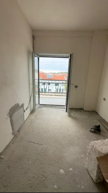 Фото Квартира на продажу Porta Re, Qendra Tregtare Teg, Tiranë