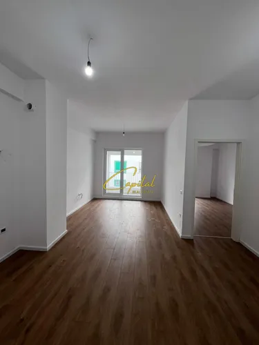 Фото Квартира на продажу Rruga Ali Demi, Tiranë