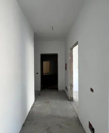 Foto di Appartamento in vendita Komuna e Parisit, Rruga Komuna e Parisit, Tiranë