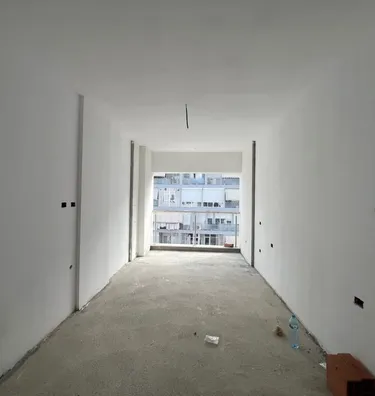 Foto di Appartamento in vendita Komuna e Parisit, Rruga Komuna e Parisit, Tiranë