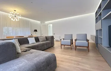 Фото house на продажу Qendra Tregtare Teg, Tiranë
