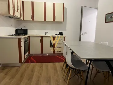 Foto di Appartamento in vendita Fresk, Tiranë